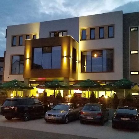 Hotel Excellence Bukarest Kültér fotó