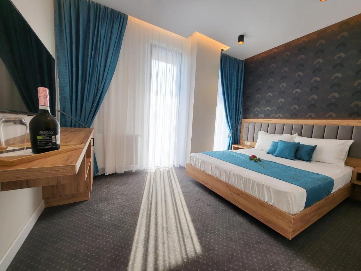 Hotel Excellence Bukarest Kültér fotó