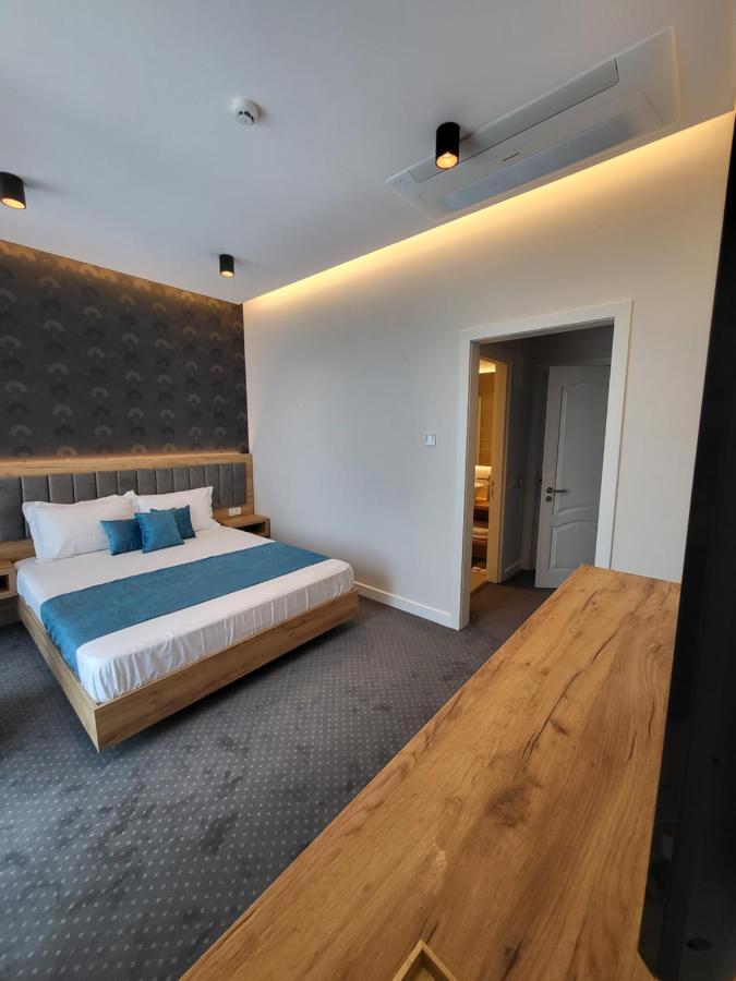 Hotel Excellence Bukarest Kültér fotó