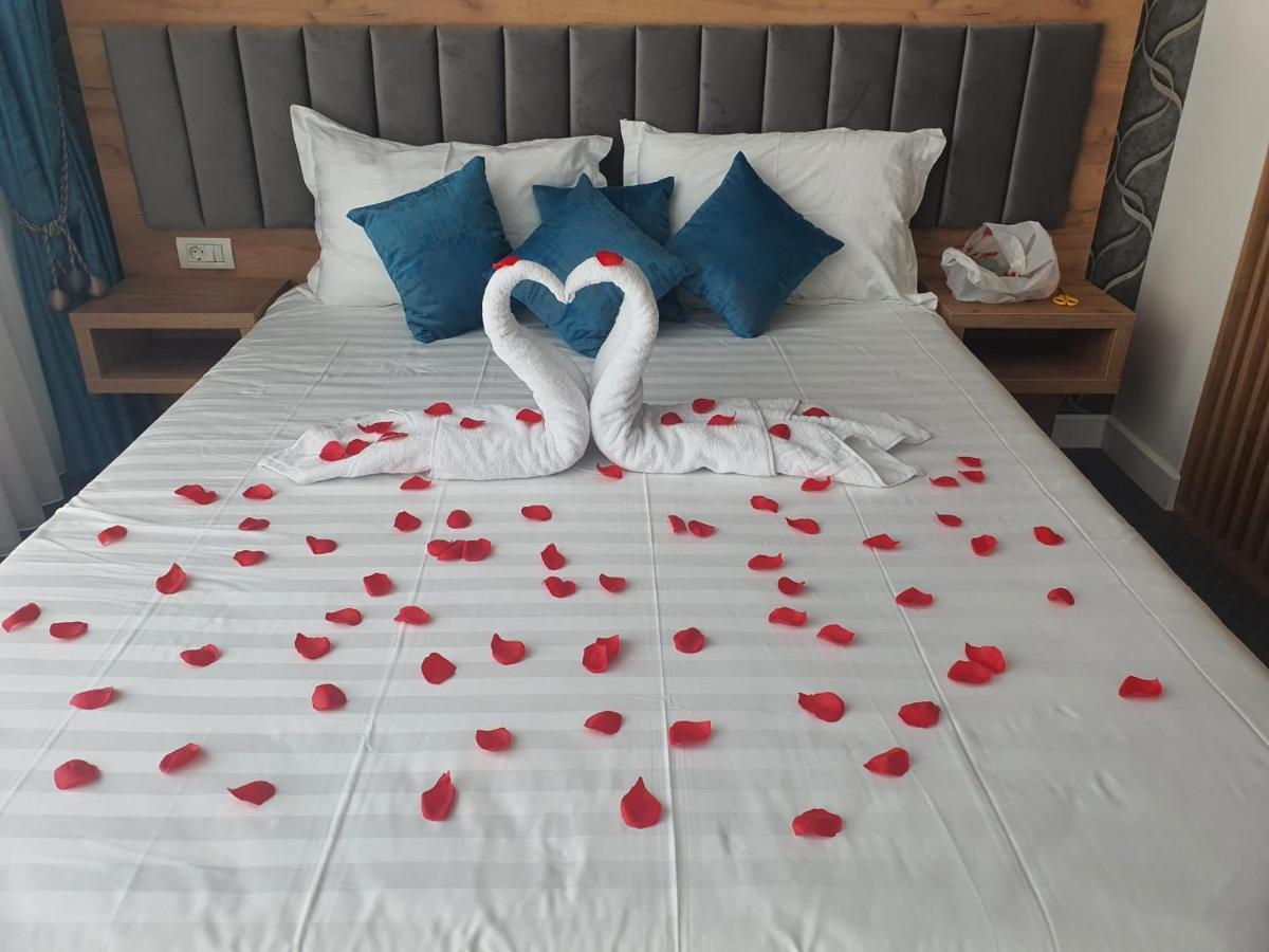 Hotel Excellence Bukarest Kültér fotó